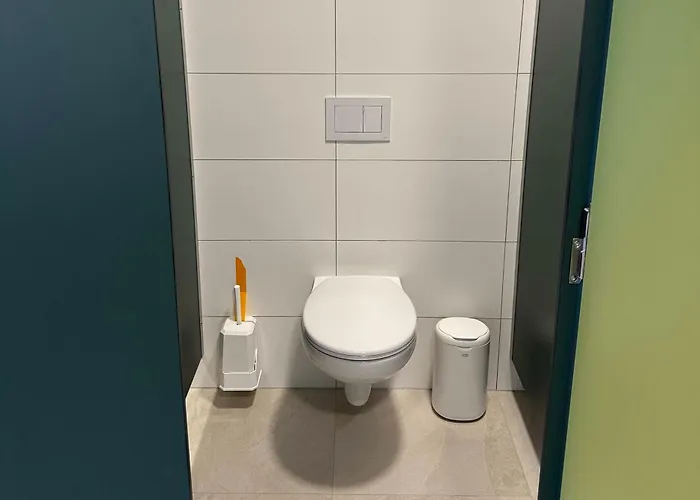 Lege Kampeerplek Voor Tenten, Caravans En Campers Camping Swalmen